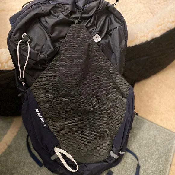 The North Face | Bags | Northface Chimera 24 Unisex Hiking  display picture 2
